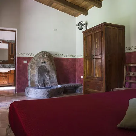 Hotell Country Mandra Edera