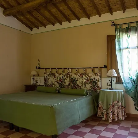 Hotel Country Mandra Edera 4*