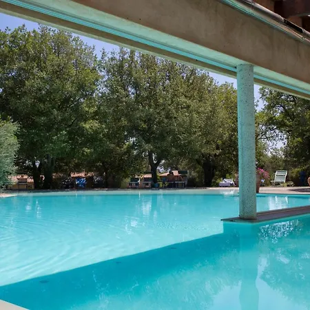 Hotel Country Mandra Edera 4*