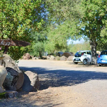 Country Mandra Edera Hotel